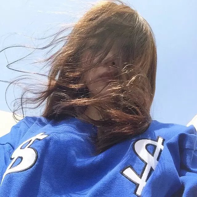 別靠近別深擁的頭像