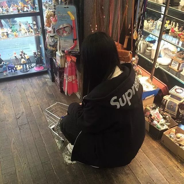 山水之間揮揮手的頭像