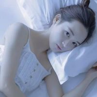 女孩不哭的头像