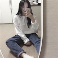 胸大无脑大闷骚的头像